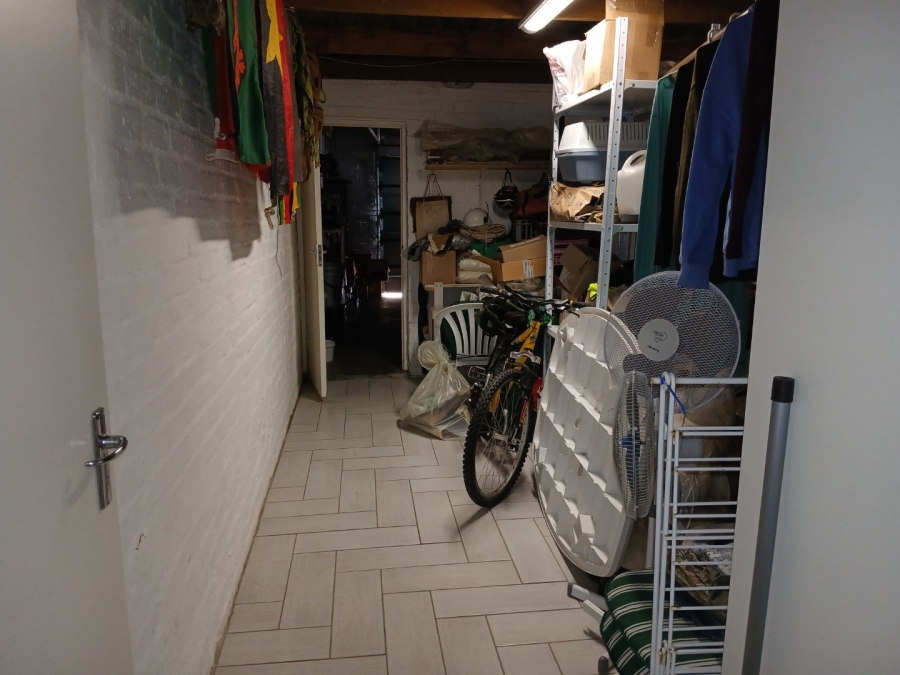 3 Bedroom Property for Sale in Roundhay Western Cape
